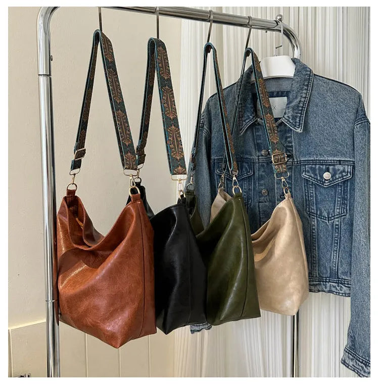 Chelsey’s Classic Elegance | Leather Shoulder Bag