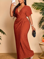 Ligne Waist-Accent Bodycon Dress — Sleeveless Stretch Elegance, Defined at the Centre