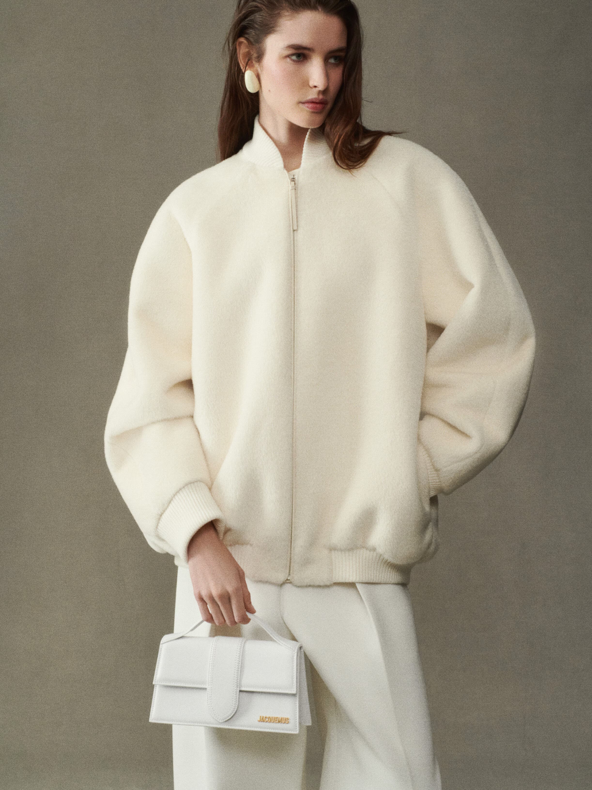 JACQUEMUS | The Large Bambino