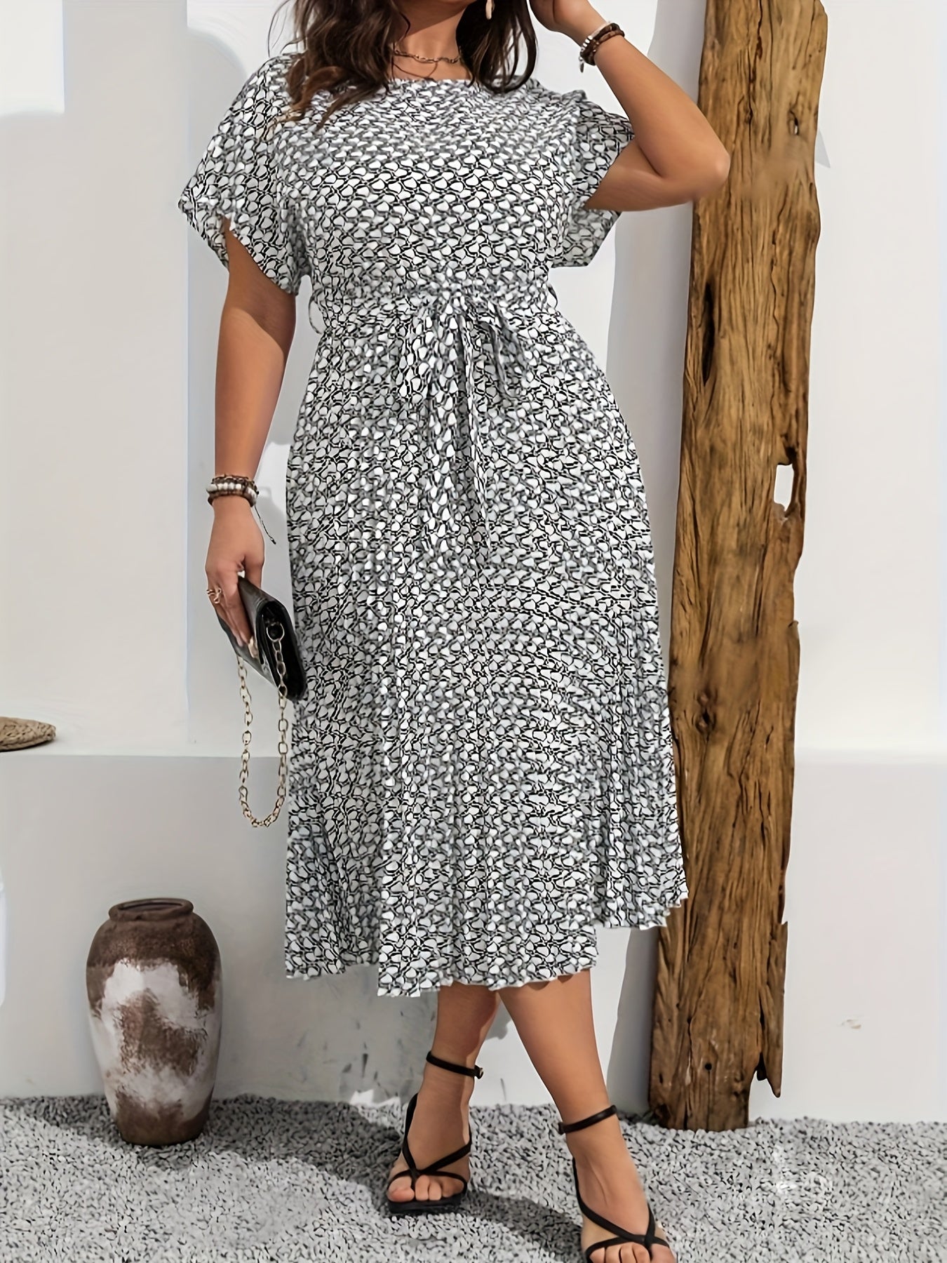 Printed Pencil-Skirt Midi Dress — Round Neck Refinement, Office-Ready Chic