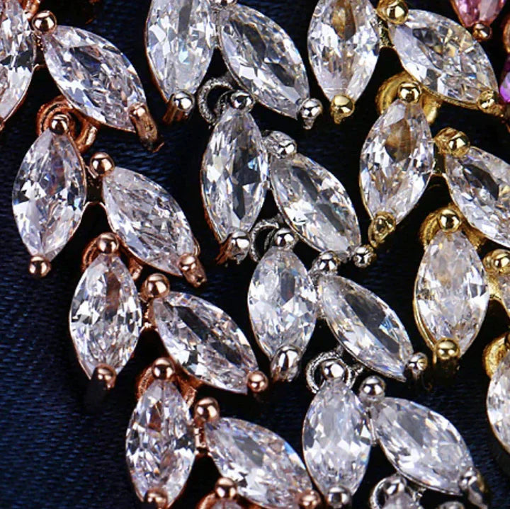 Nemorina Foliora Flower-Inspired Bracelet | Rose Gold