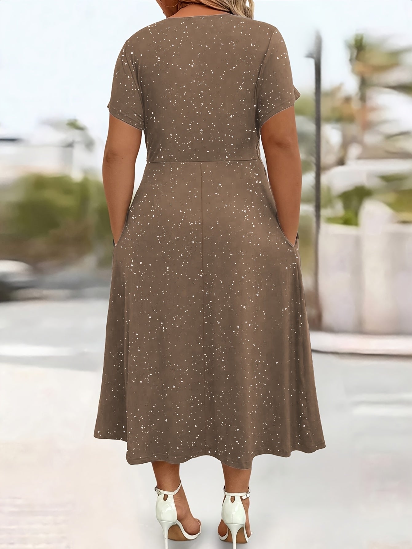 Brun Pocket Evening Dress — V-Neck Warmth, Chic Stretch, and the Gift of Pockets