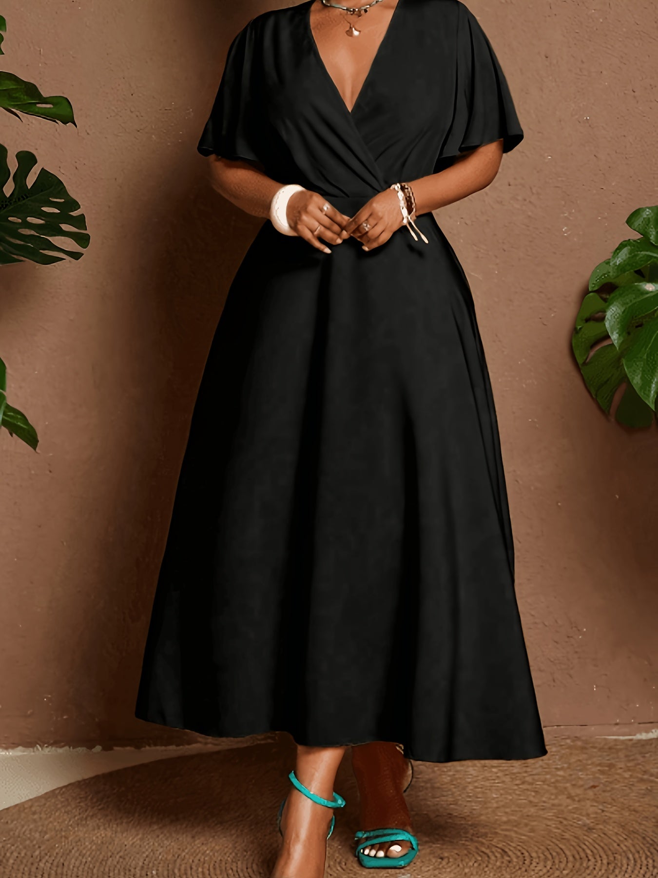 Solid Fitted-Bodice Flowy V-Neck Maxi Dress — Graceful Structure, Occasion-Ready Elegance
