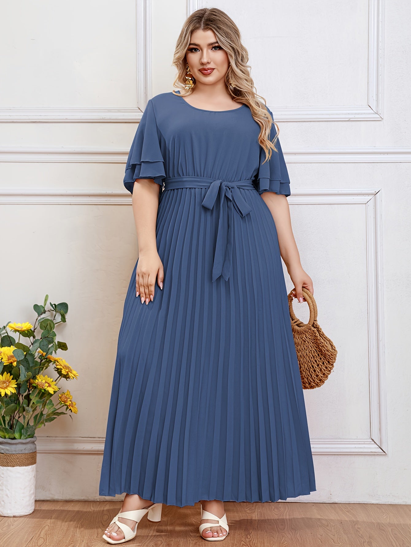 Plissé Temperament Dress — Pure Pleating for the Woman Who Needs Nothing Extra