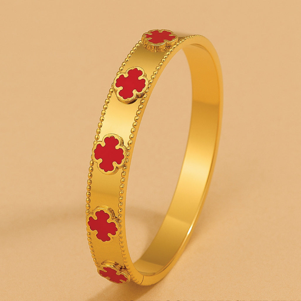 Carlotta De Martino | Elegant Gold Bracelet