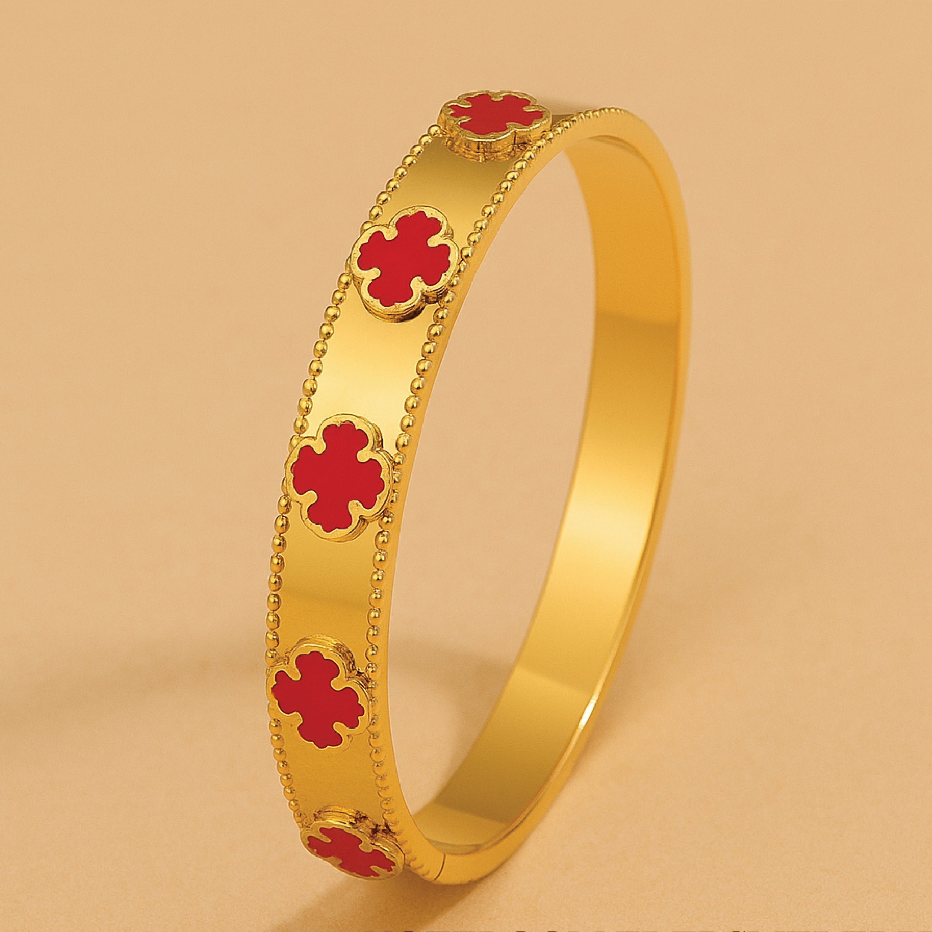 Carlotta De Martino | Elegant Gold Bracelet
