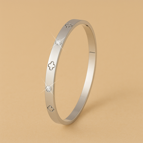 Allegra Ventorini – Elegant Gold Bracelet
