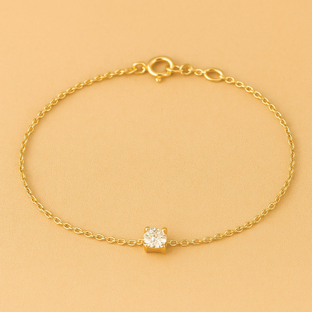 Cléa Sparkling Moissanite Bracelet in Gold