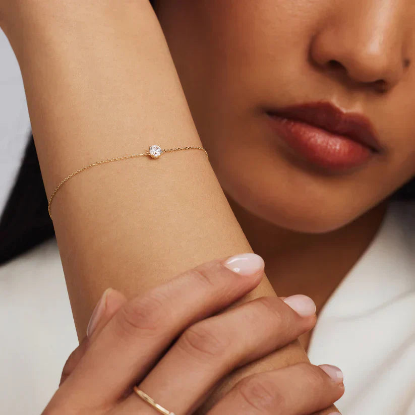 Cléa Sparkling Moissanite Bracelet in Gold