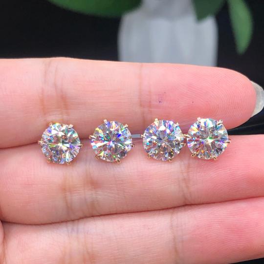 Tera Earrings | White Gold