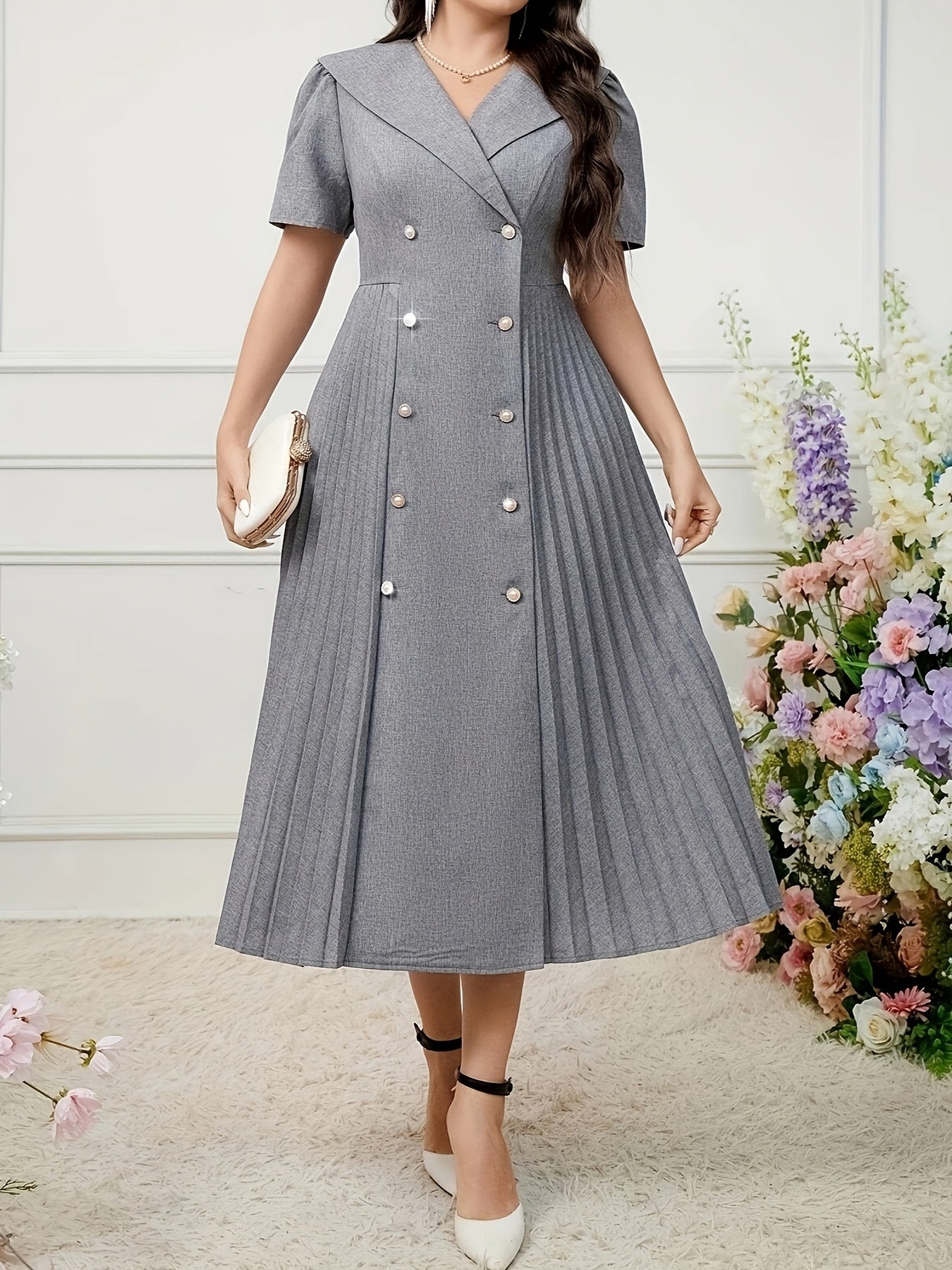 Solid Pleated Tunic Midi Dress — Contrast Collar Distinction, Relaxed Weekend Ease