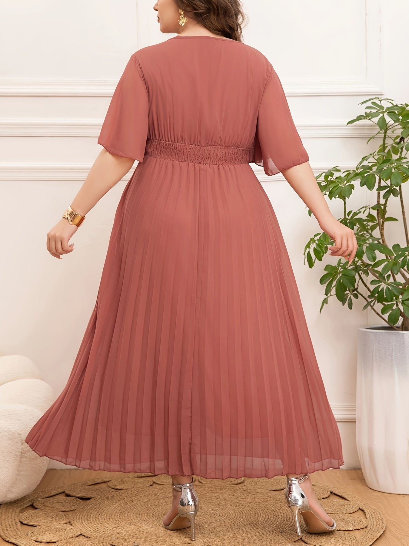 Sérène Pleated Dress — Effortless Drape for the Quietly Confident Woman