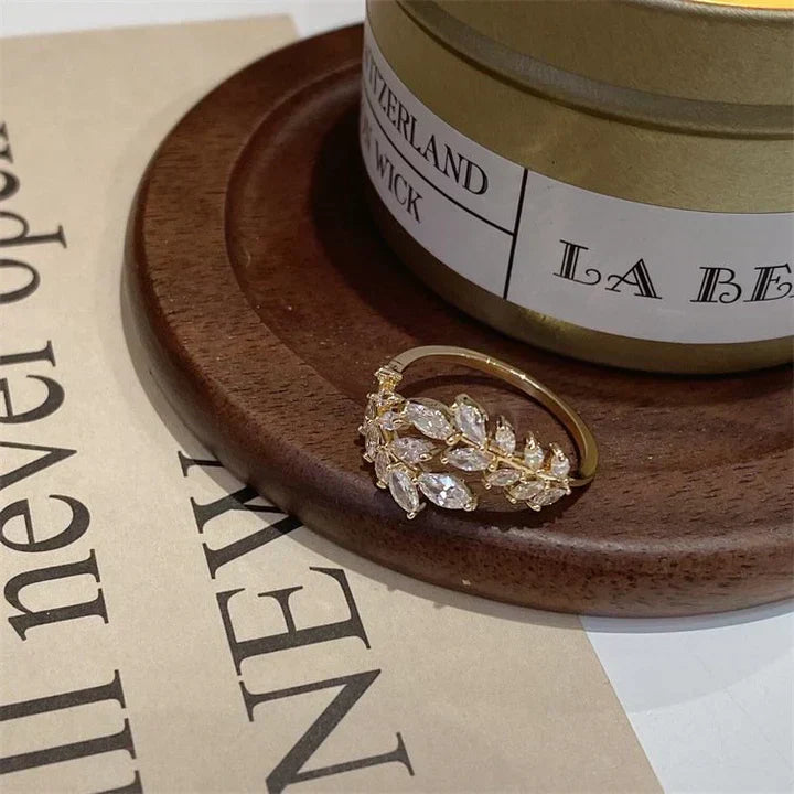 Lauria Leafy Ring | Gold