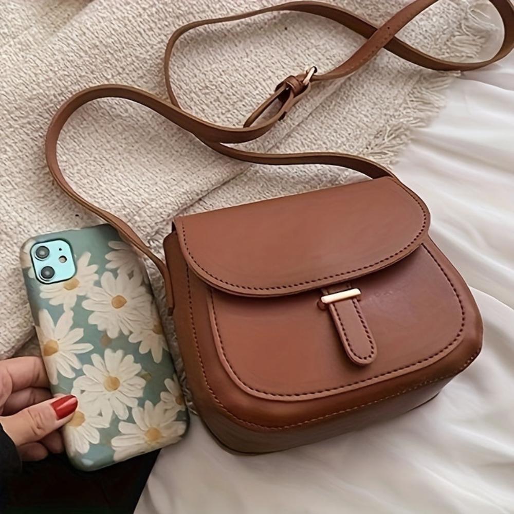 Amelia Signature Saddle Crossbody Bag