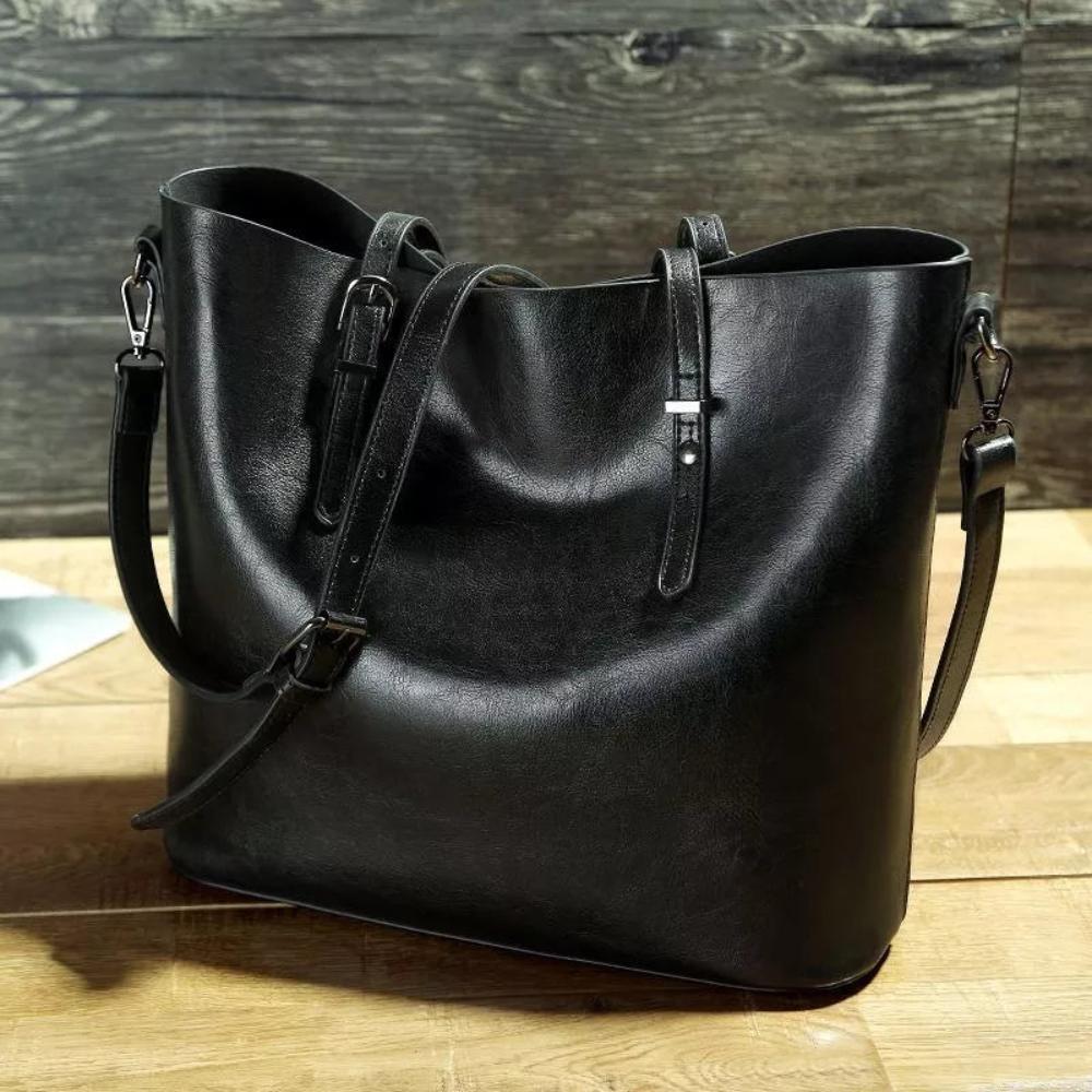 Nicole’s Favorite | Classic Shoulder Handbag