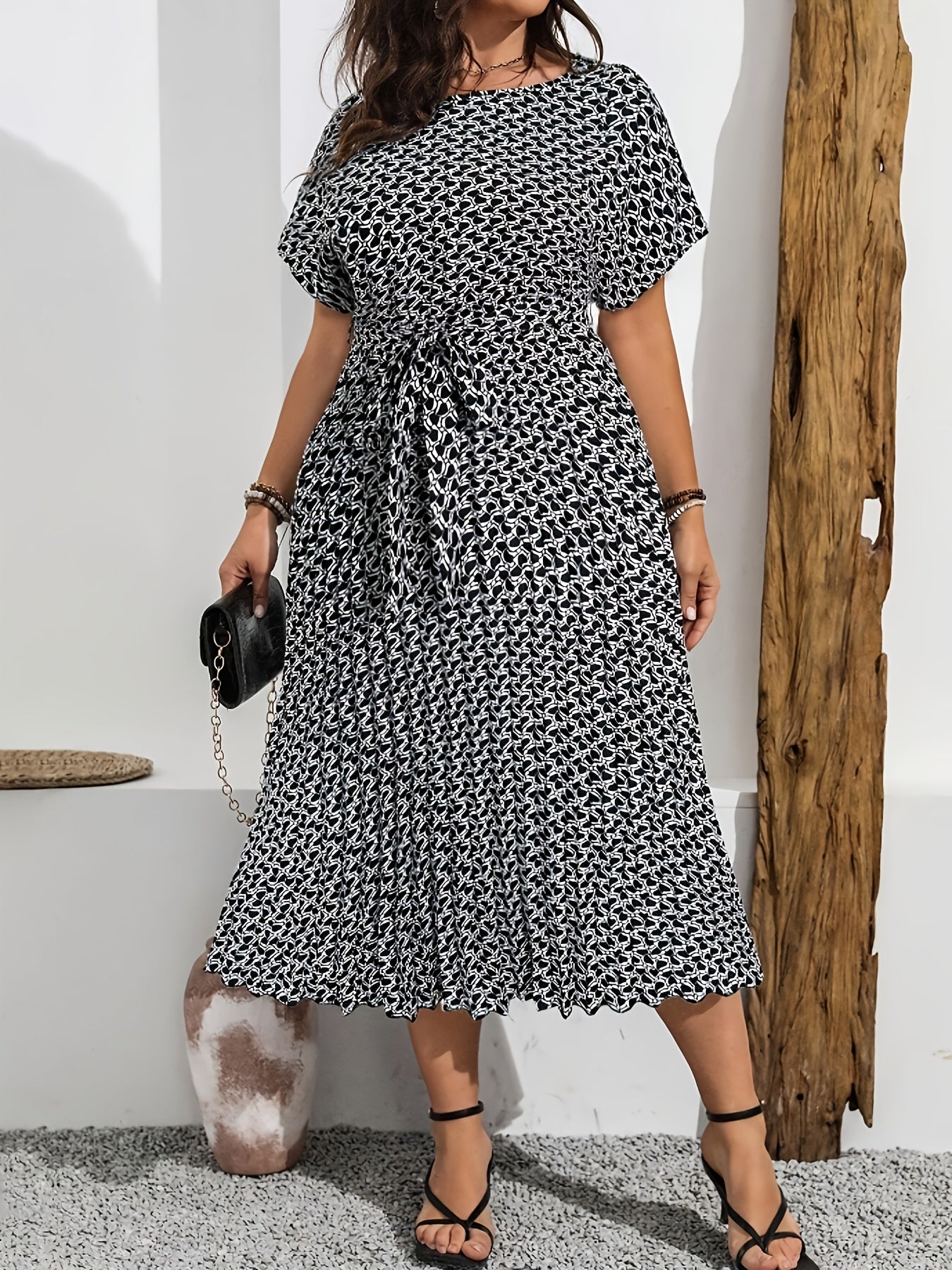 Printed Pencil-Skirt Midi Dress — Round Neck Refinement, Office-Ready Chic