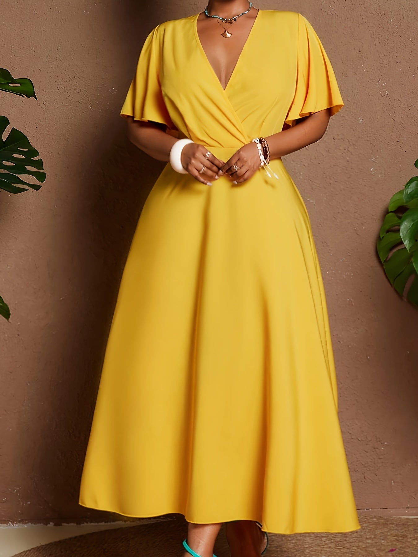 Solid Fitted-Bodice Flowy V-Neck Maxi Dress — Graceful Structure, Occasion-Ready Elegance