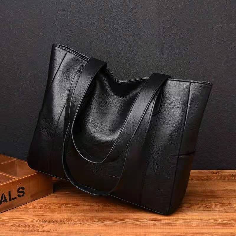 Andrea | Tote Bag